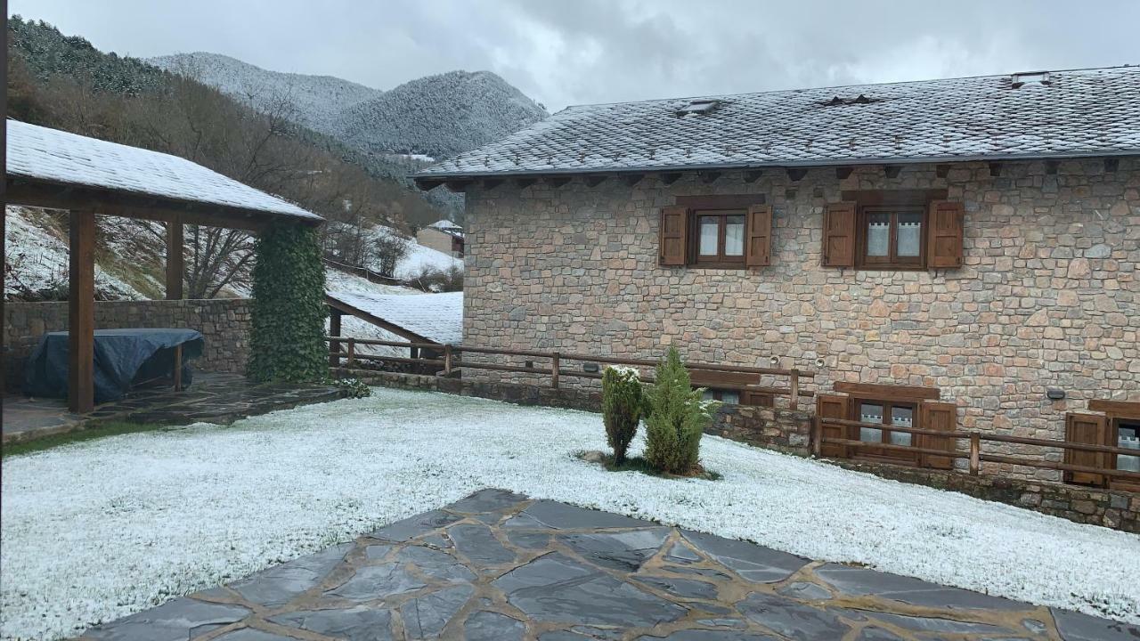 Can Marc De Pi, Bellver De Cerdanya Pi Esterno foto